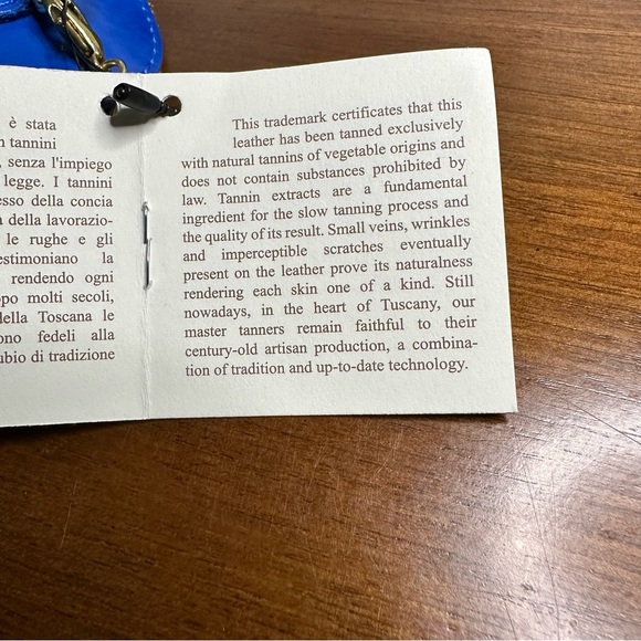 New Pratesi Firenze Blue Electric Italian Leather Crossbody, 6.5”x 7”x 3”. NWT - Picture 7 of 16